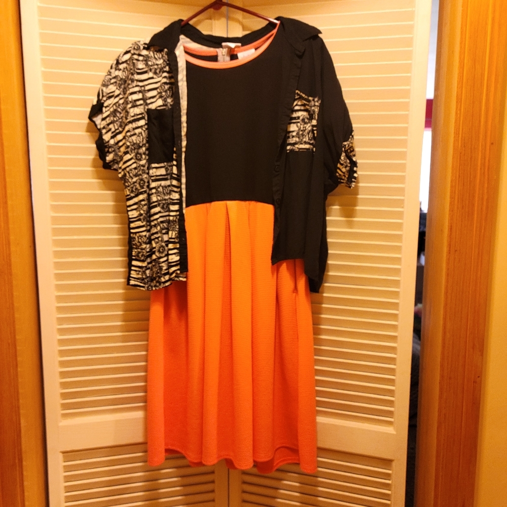 Used Lularoe Amelia Dress (size medium) and Amy Shirt Combo (size small)